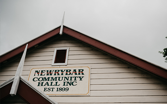 Newrybar Sign